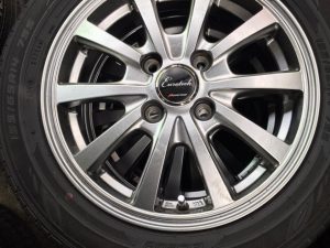 Alloy wheels with tires 155/65/14 Dunlop